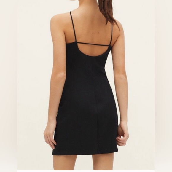 Stradivarius Halter Black dress. - Picture 2 of 6